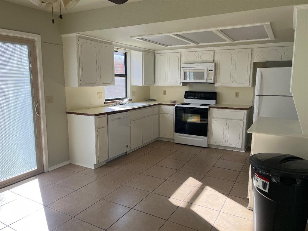 2126 Nw 118th Street Property Photo 4