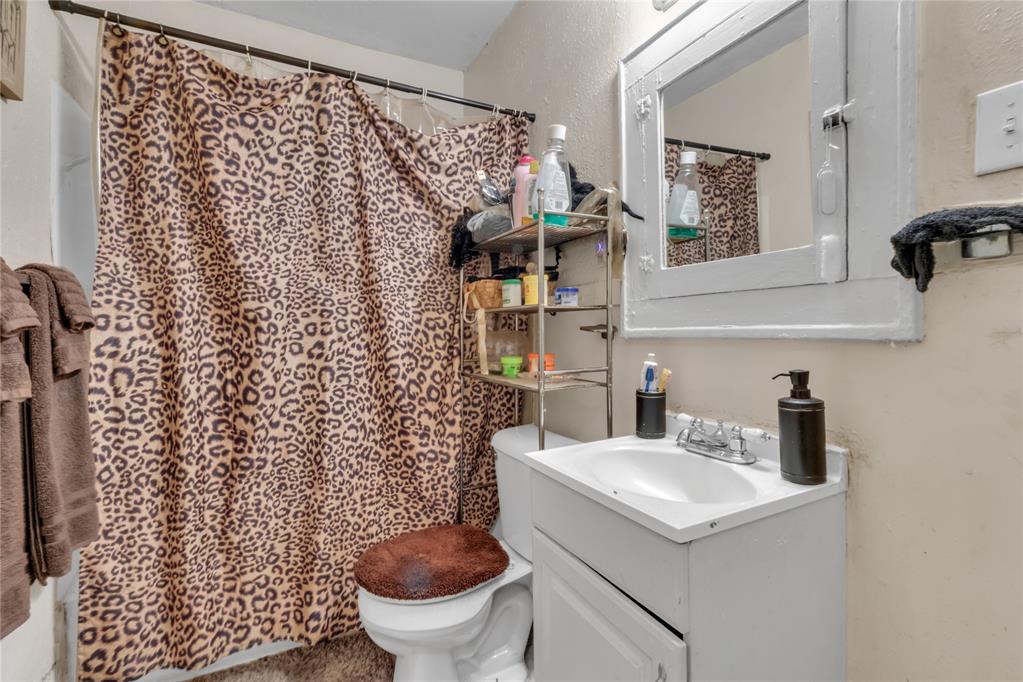 2104 Ne 23rd Street Property Photo 13