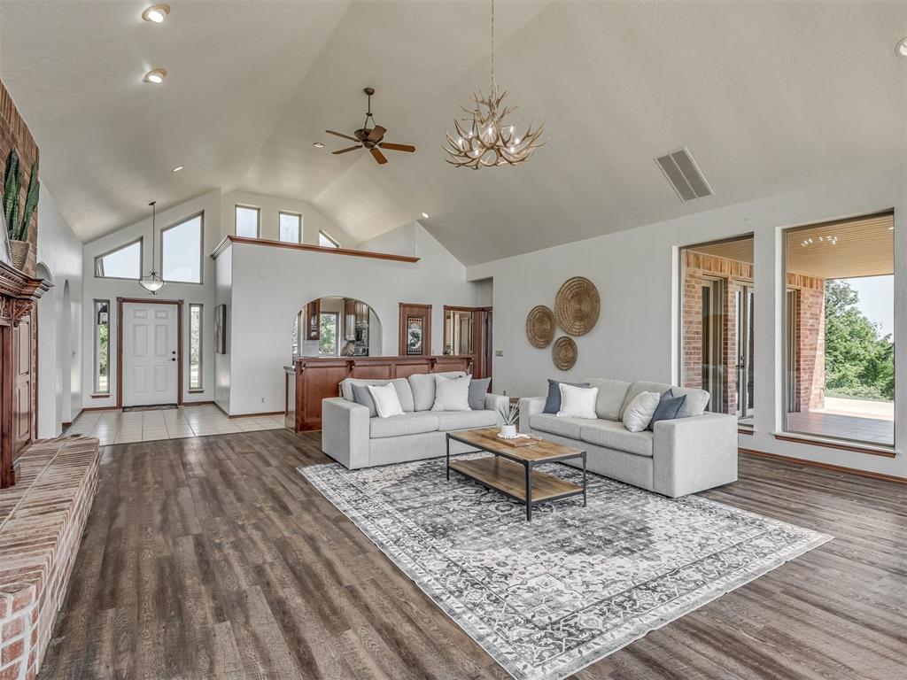 423310 E 1169 Road Property Photo 14