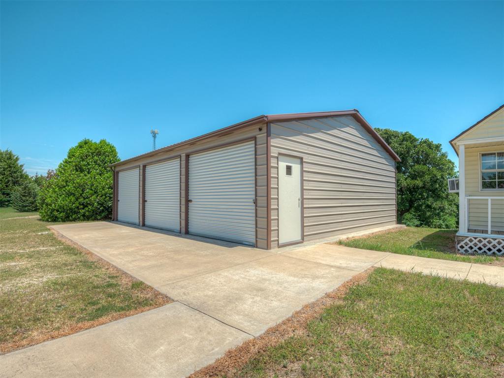 423310 E 1169 Road Property Photo 47