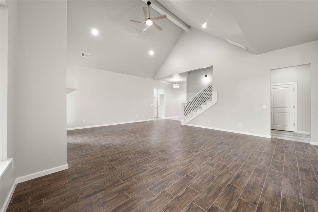 4548 Maple Ridge Drive Property Photo 12