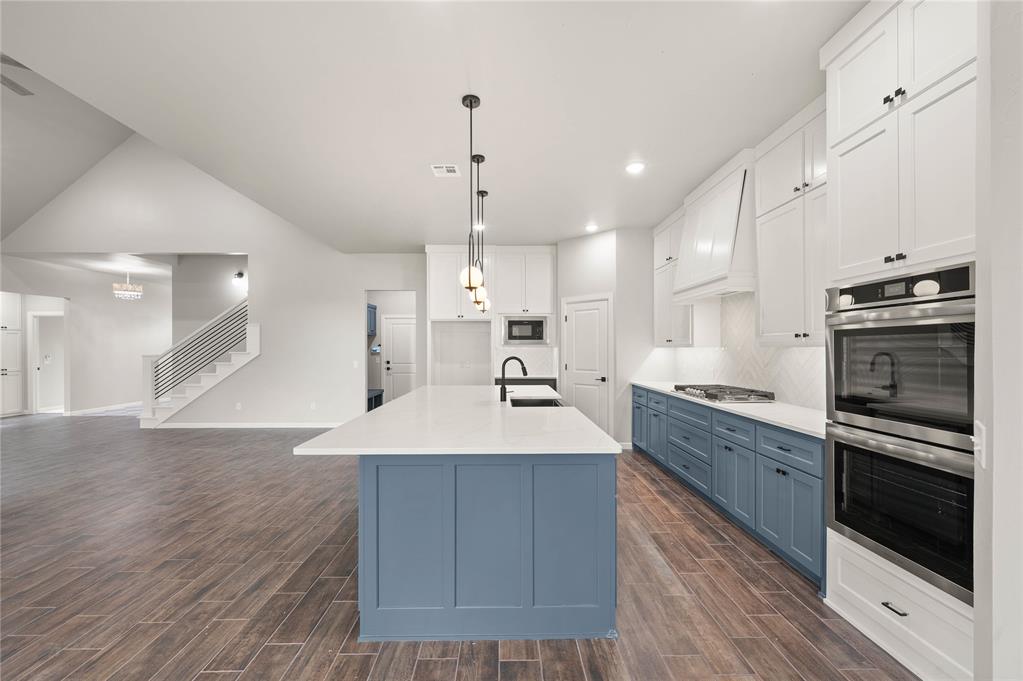 4548 Maple Ridge Drive Property Photo 16