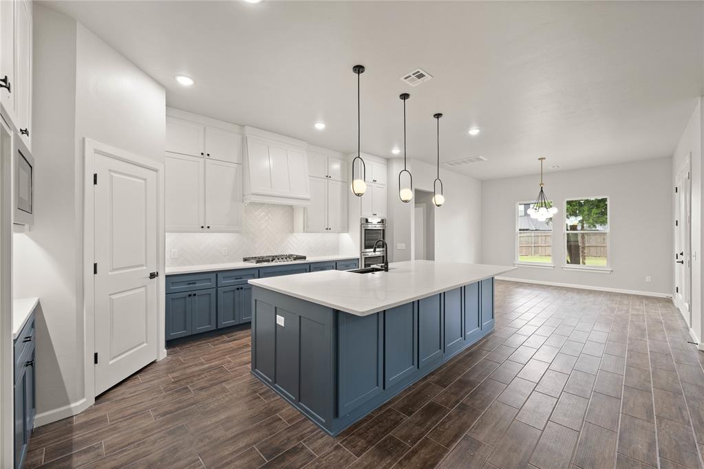 4548 Maple Ridge Drive Property Photo 17