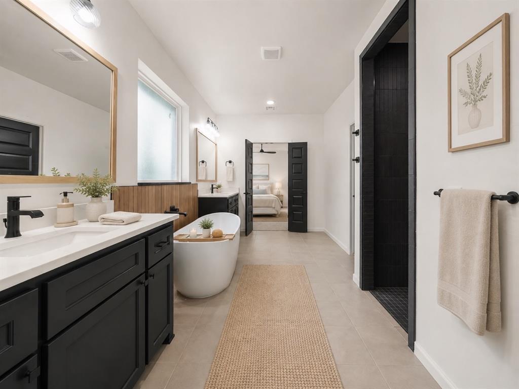 8132 Amber Ridge Drive Property Photo 14