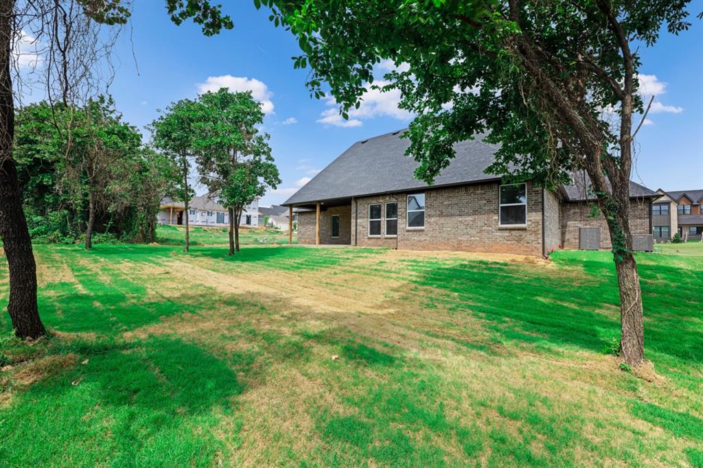8132 Amber Ridge Drive Property Photo 32