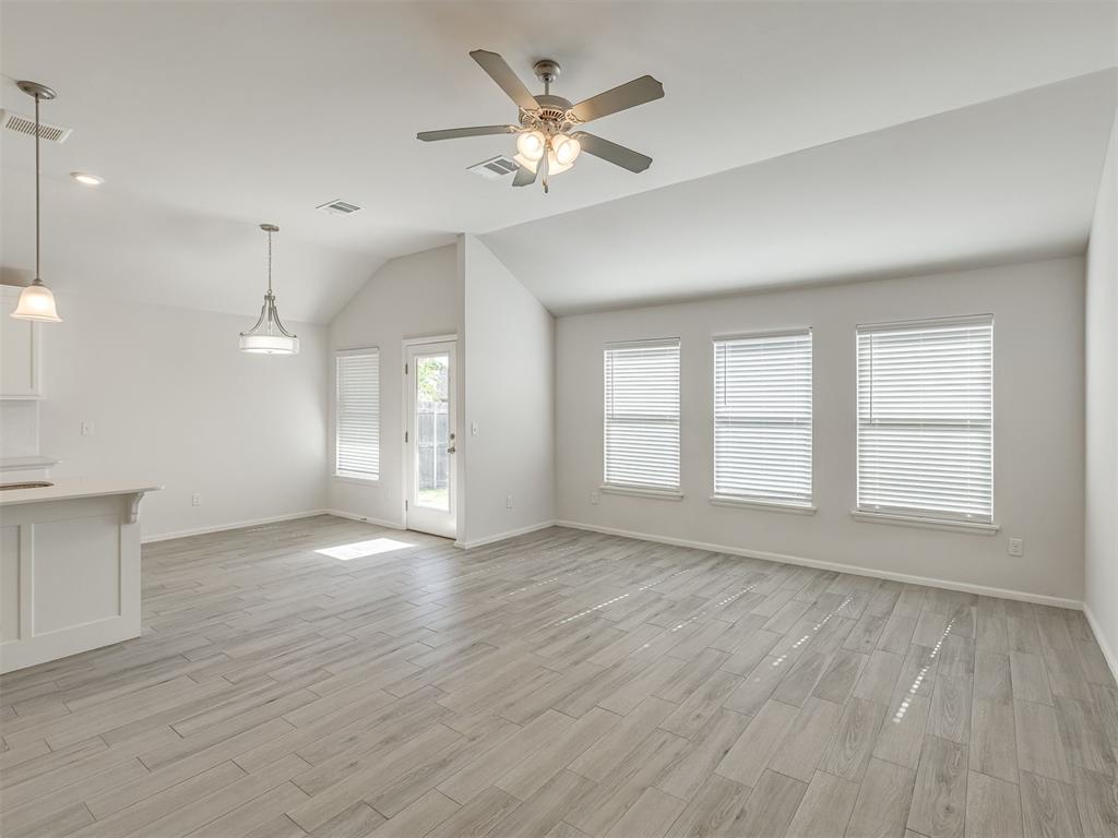 240 Evermore Lane Property Photo 14