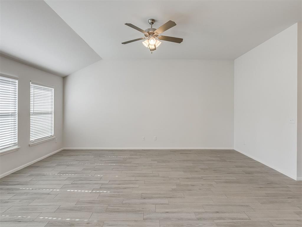 240 Evermore Lane Property Photo 17