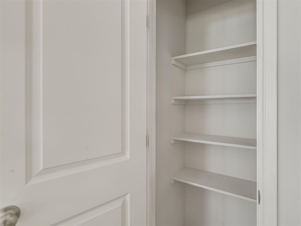 240 Evermore Lane Property Photo 23
