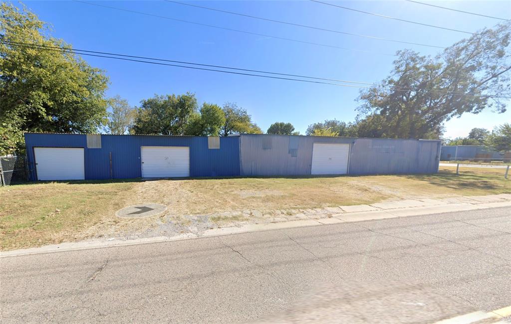 1014 W Benedict Street Property Photo 5