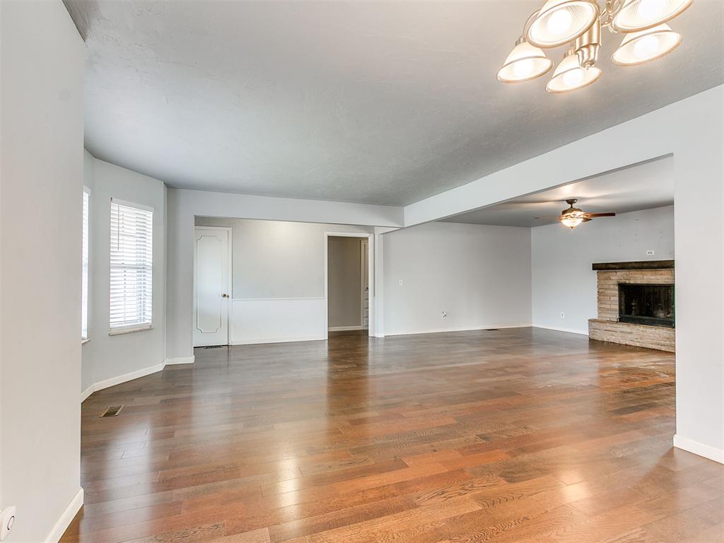 6525 N Saint Clair Avenue Property Photo 13