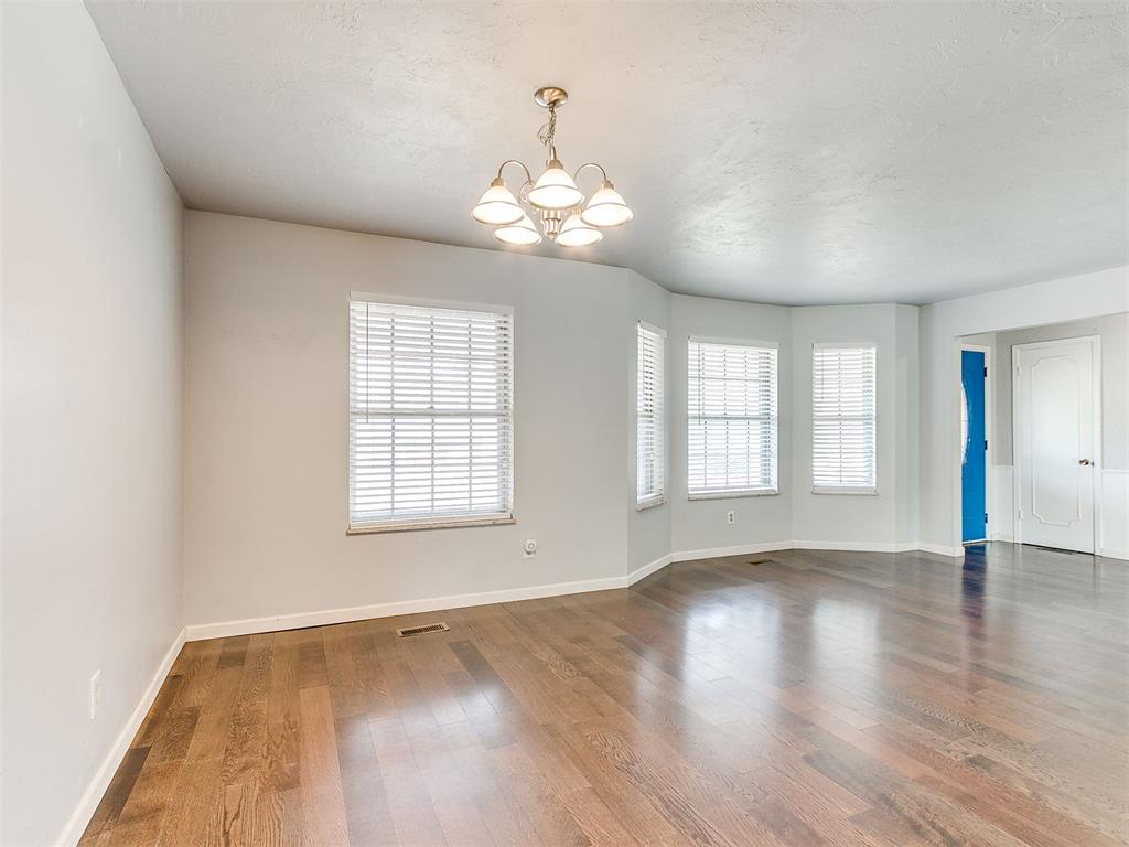 6525 N Saint Clair Avenue Property Photo 14