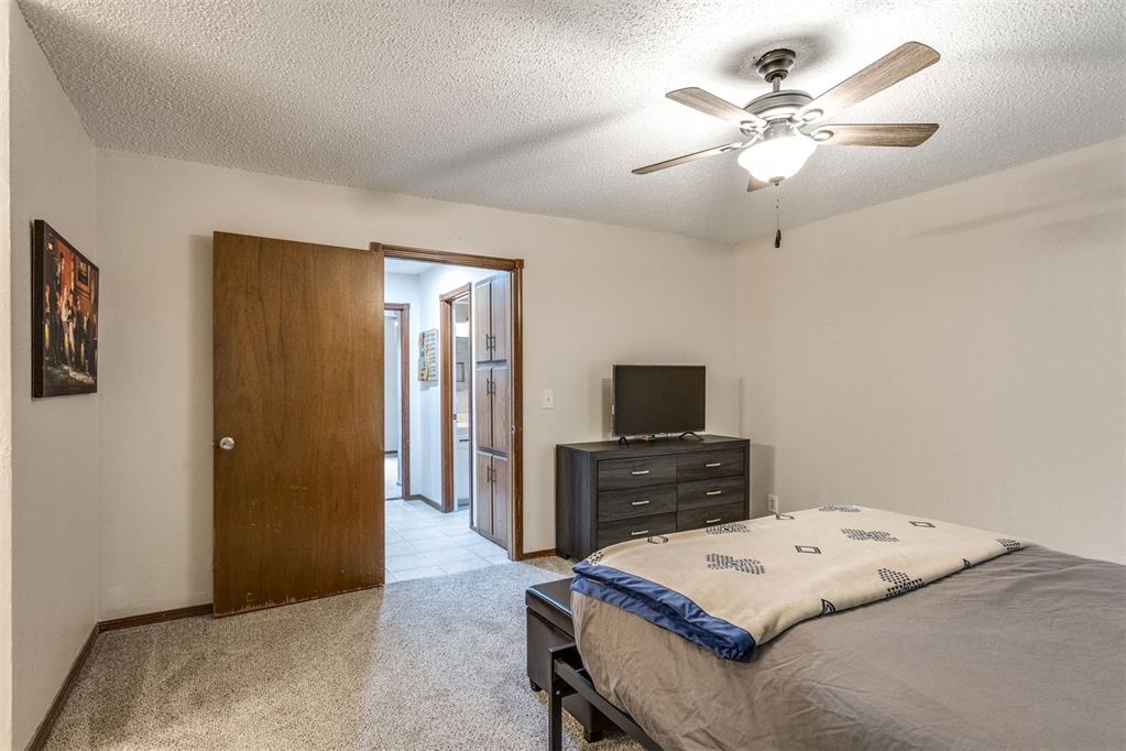 1011 Royal Lane Property Photo 43