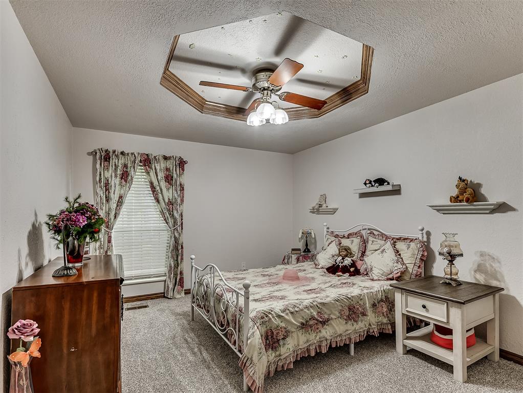 11200 S Linn Avenue Property Photo 33