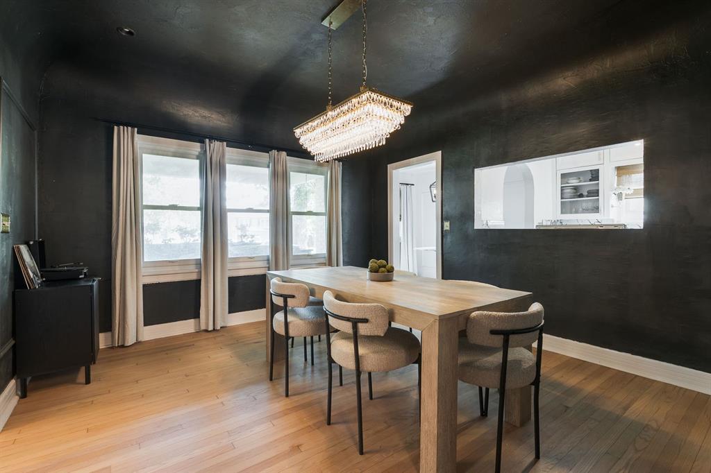 1108 W Wilshire Boulevard Property Photo 11