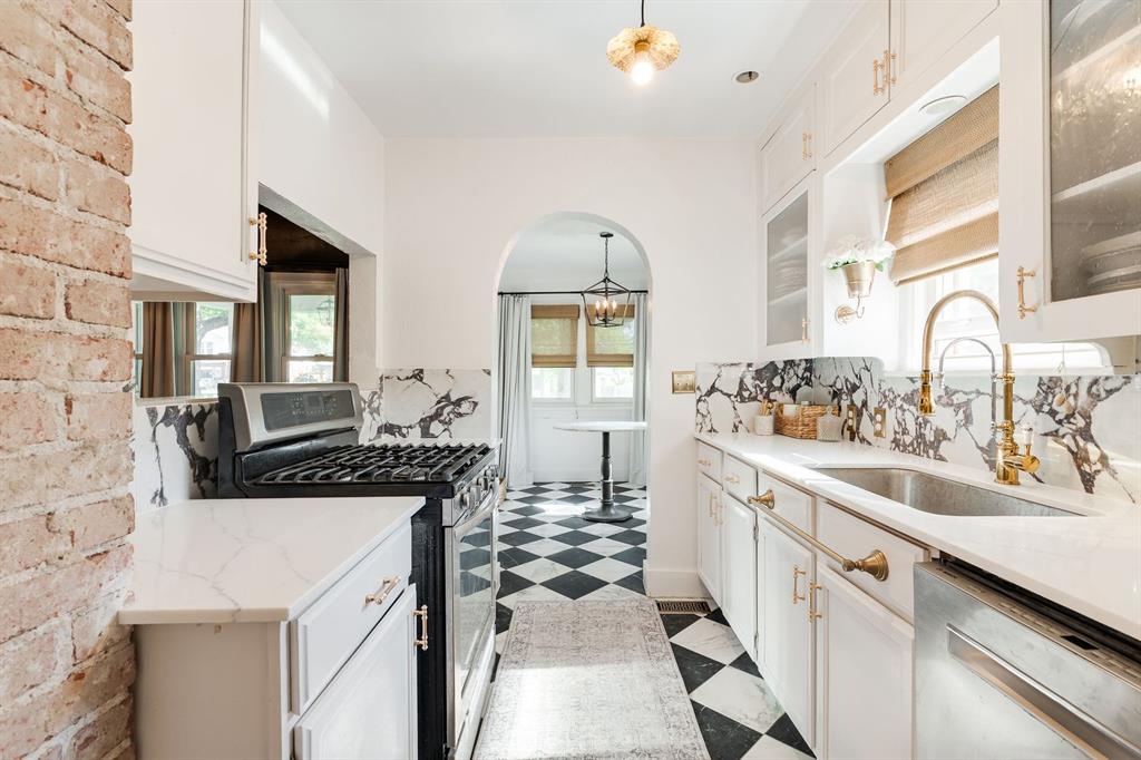 1108 W Wilshire Boulevard Property Photo 13