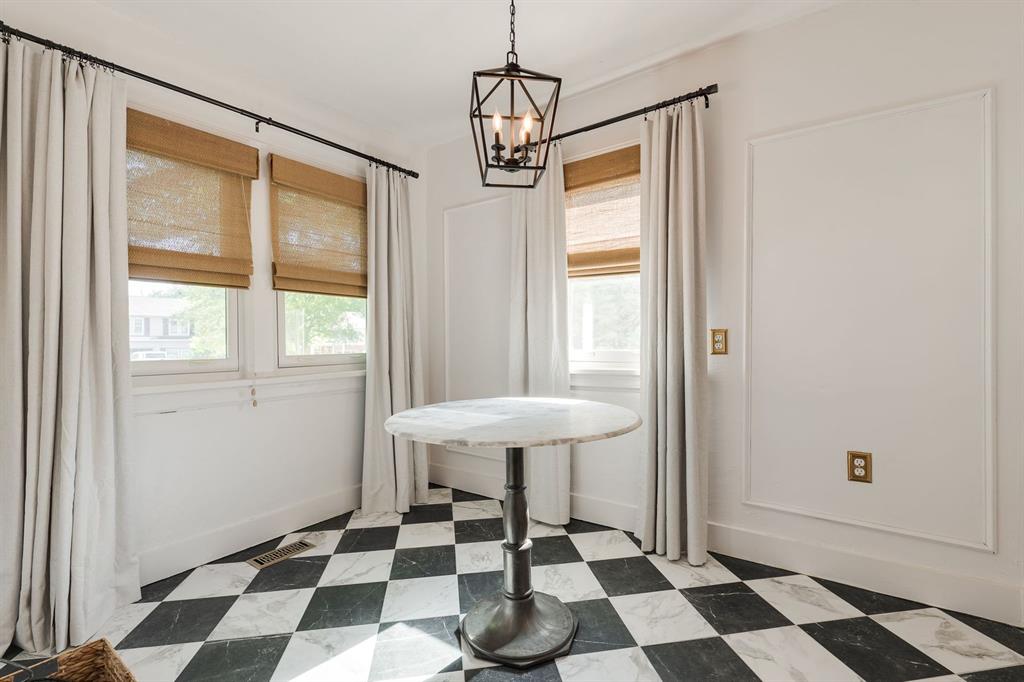 1108 W Wilshire Boulevard Property Photo 18