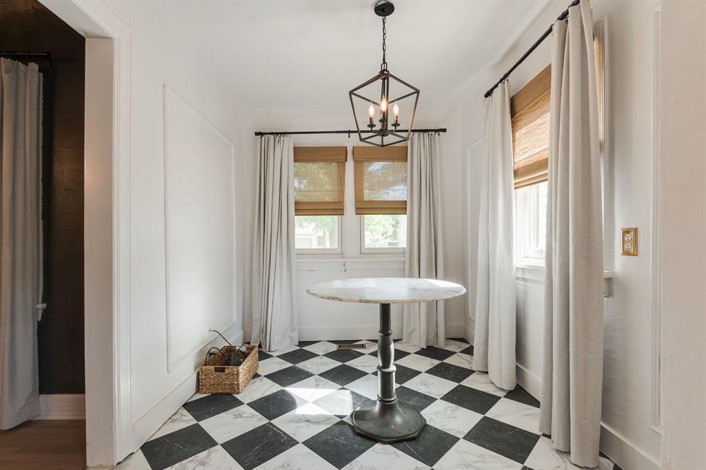 1108 W Wilshire Boulevard Property Photo 20
