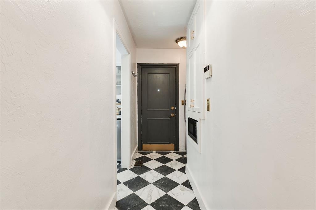 1108 W Wilshire Boulevard Property Photo 21