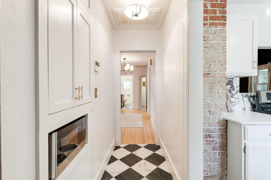 1108 W Wilshire Boulevard Property Photo 22