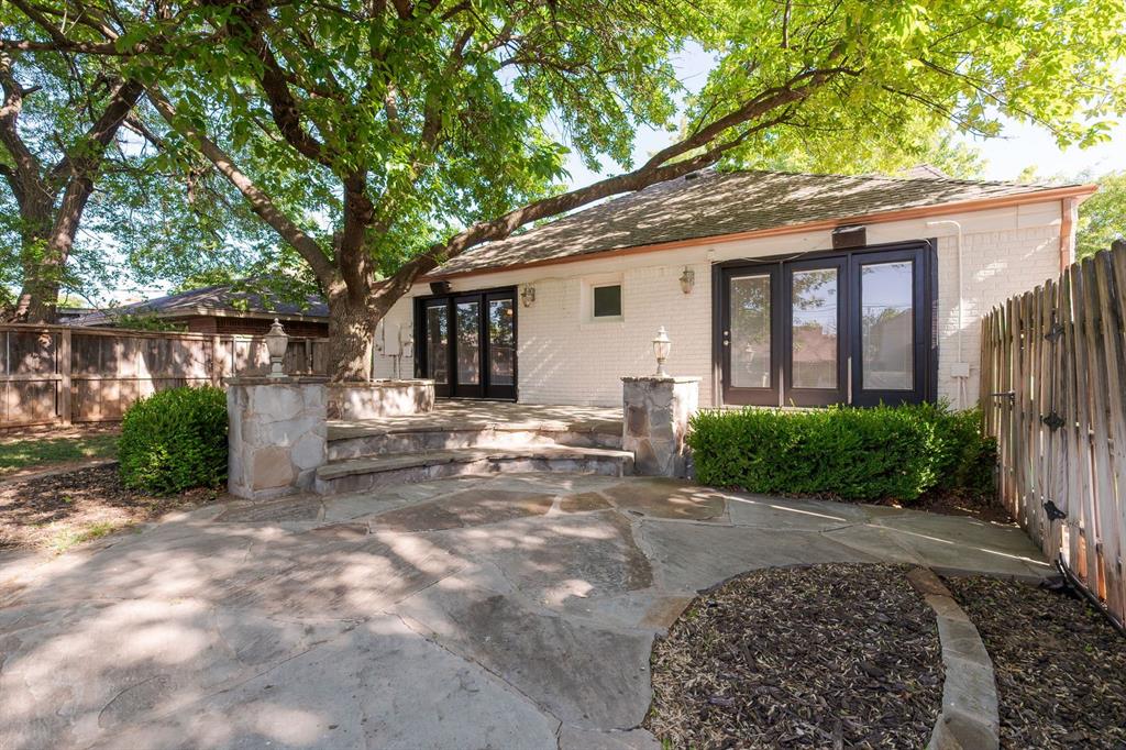 1108 W Wilshire Boulevard Property Photo 37