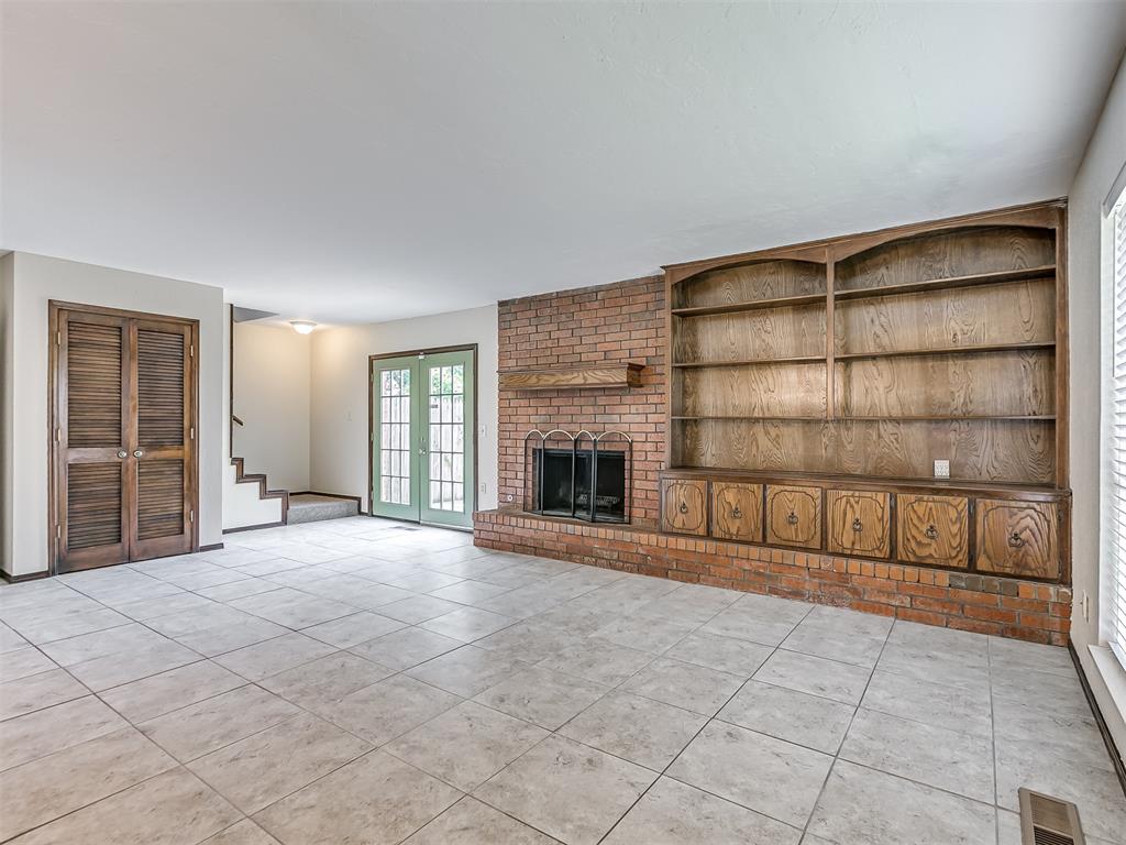6101 Nw Gaelic Glen Drive Property Photo 4