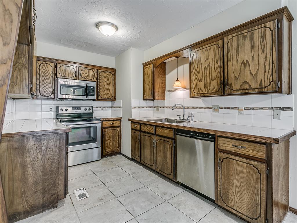 6101 Nw Gaelic Glen Drive Property Photo 6