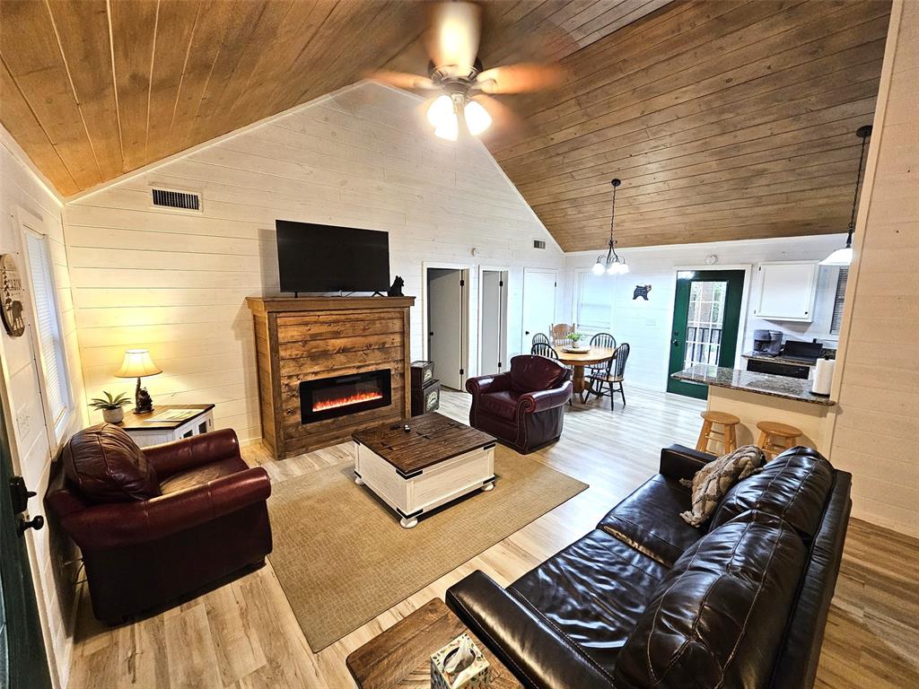 178 Marlin Drive Property Photo 4