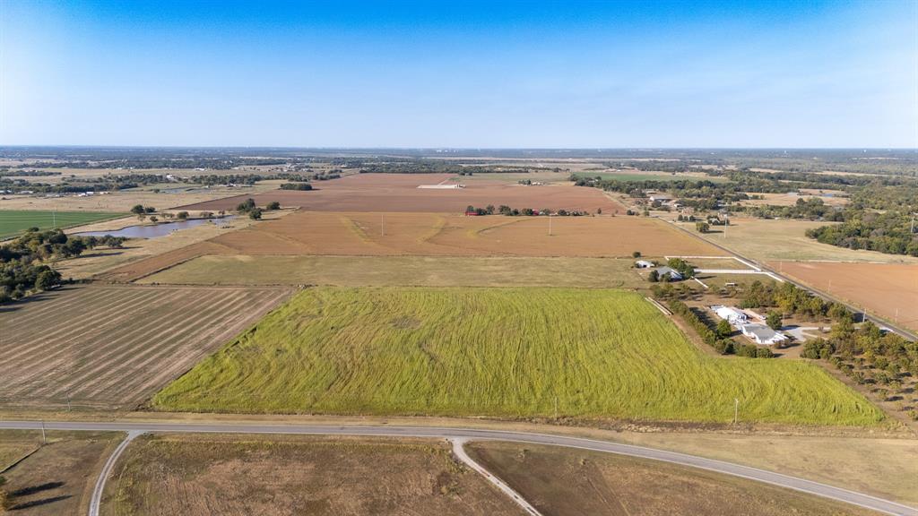 74 Highway Property Photo 2