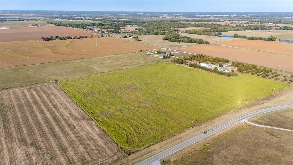 74 Highway Property Photo 5