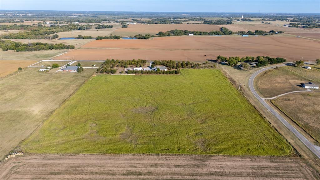 74 Highway Property Photo 6