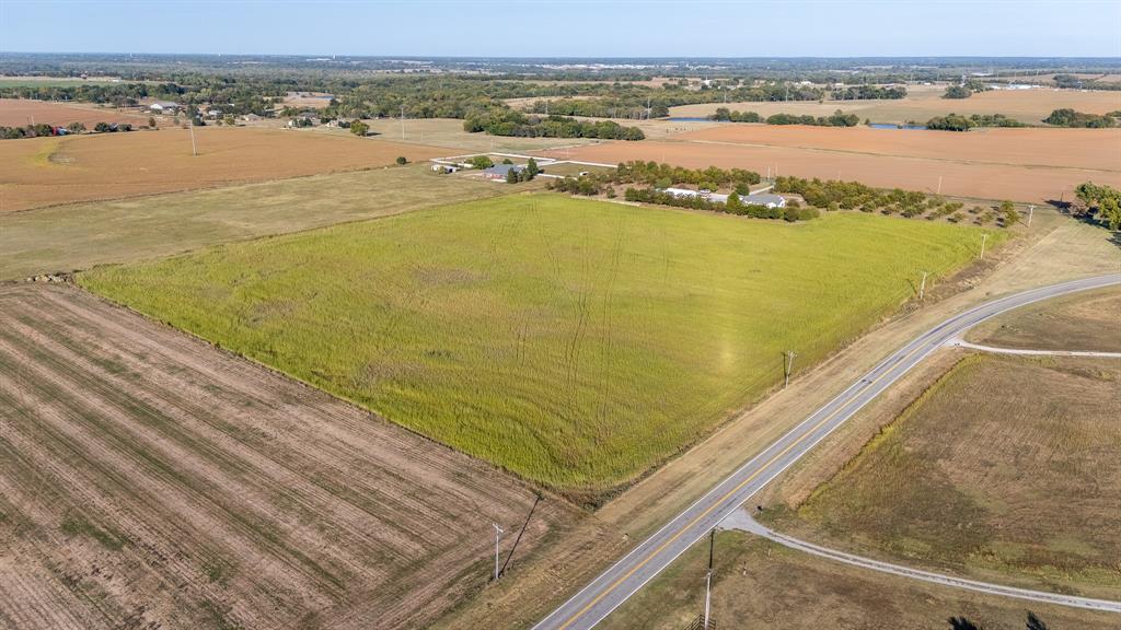 74 Highway Property Photo 14