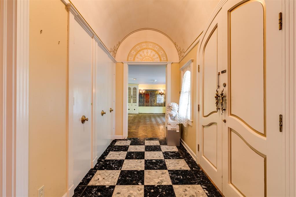 7104 Brentwood Road Property Photo 8