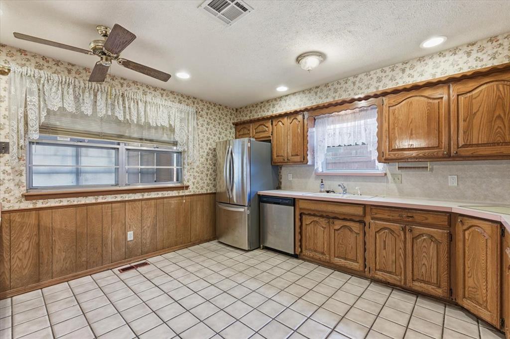 9509 N Georgia Avenue Property Photo 20