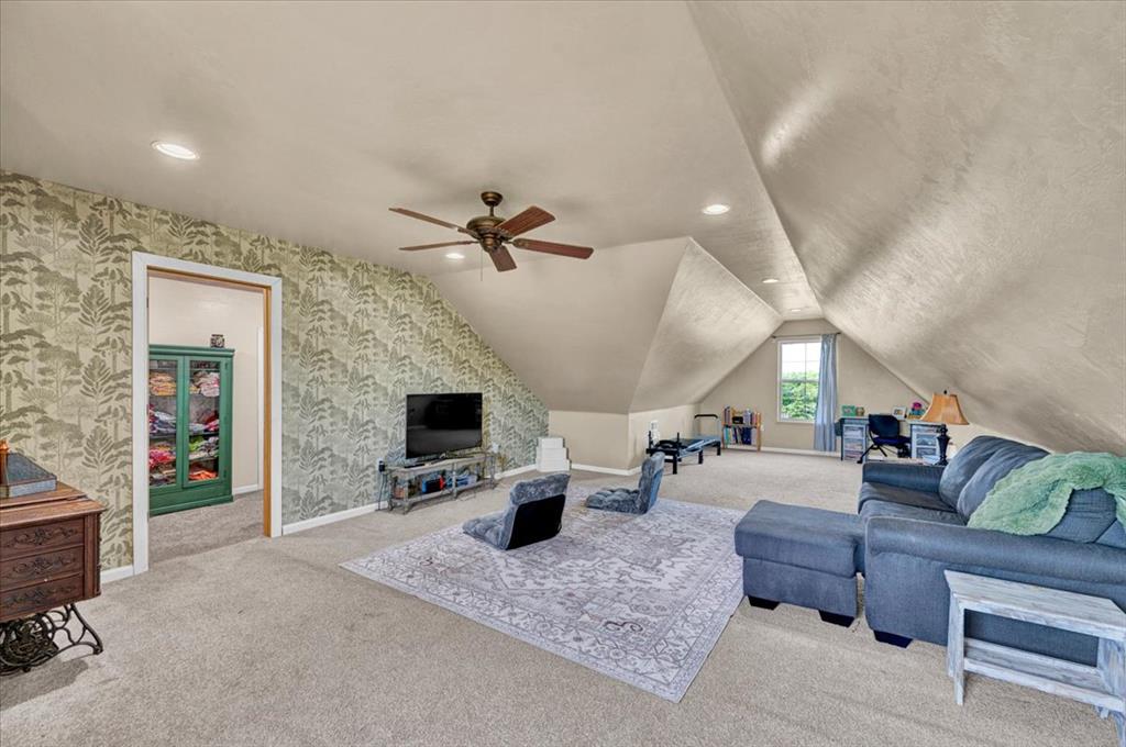 920699 Deer Ridge Trail Property Photo 40