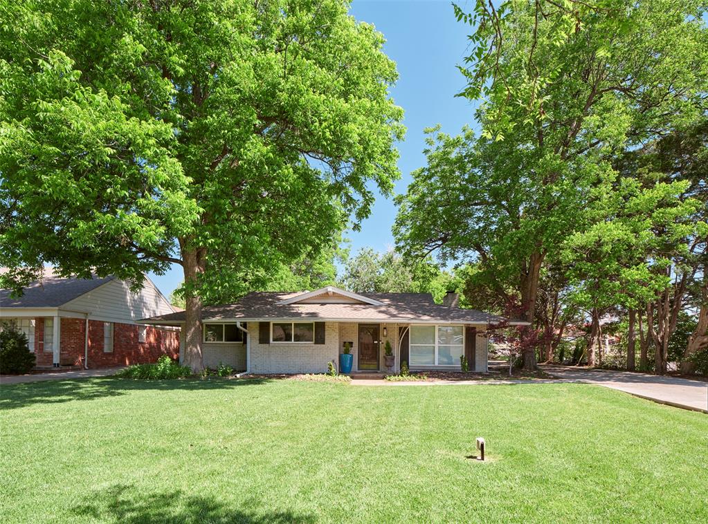 1101 Tedford Way Property Photo 3
