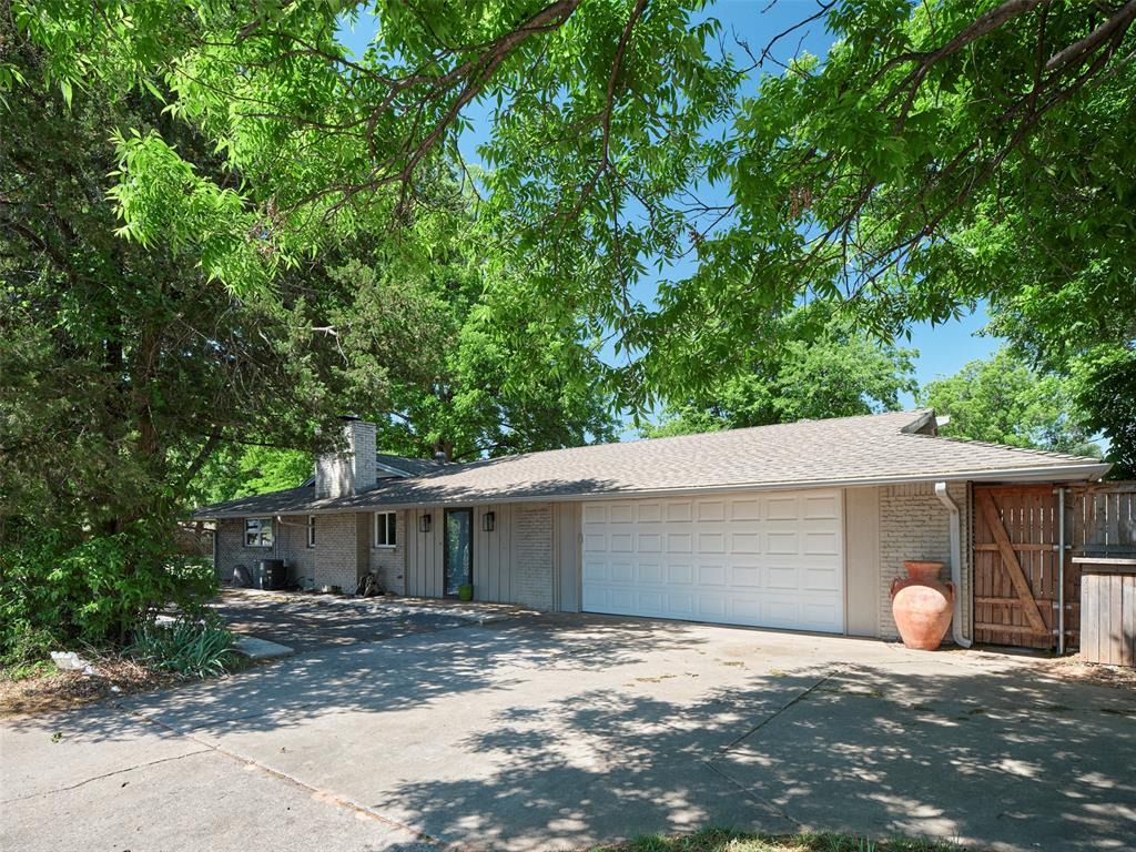 1101 Tedford Way Property Photo 4
