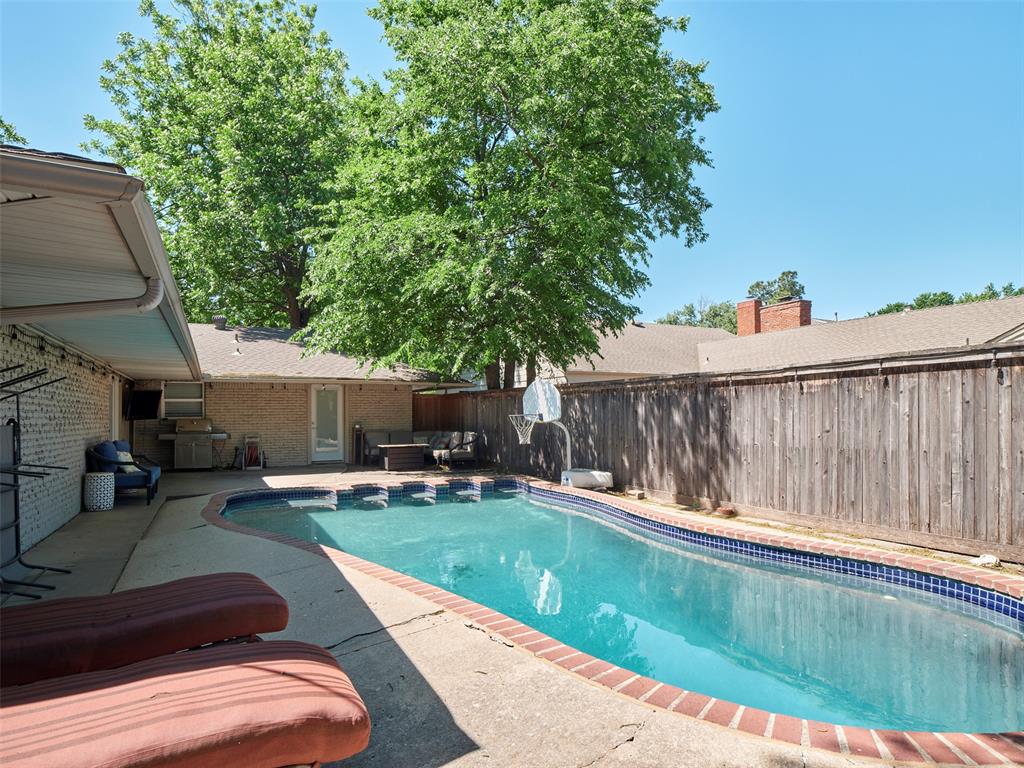 1101 Tedford Way Property Photo 38