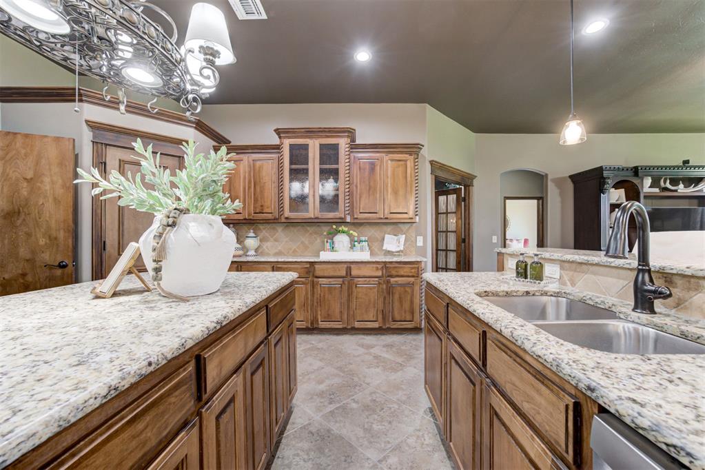 14501 Paddington Avenue Property Photo 17