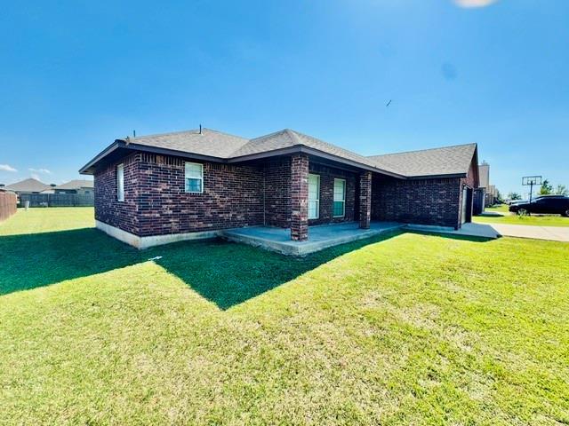 112 W Comanche Avenue Property Photo 2