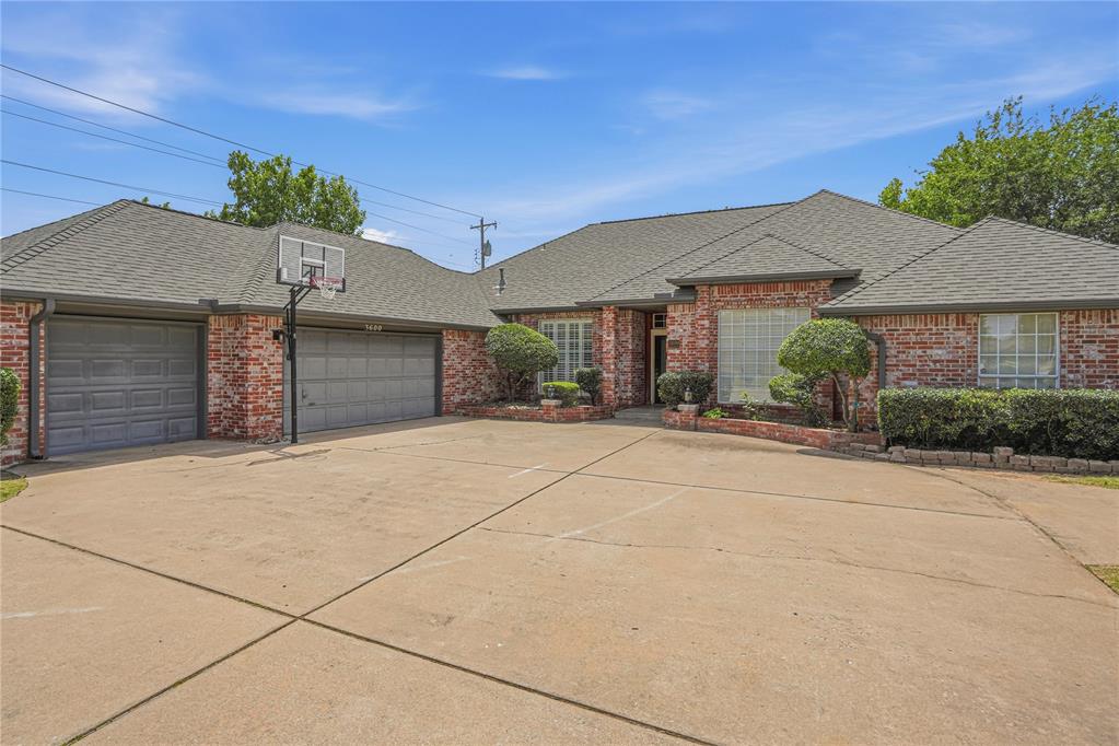 3600 Burlington Drive Property Photo 3