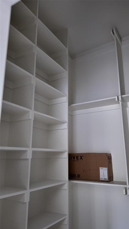 8124 Goldfinch Drive Property Photo 13