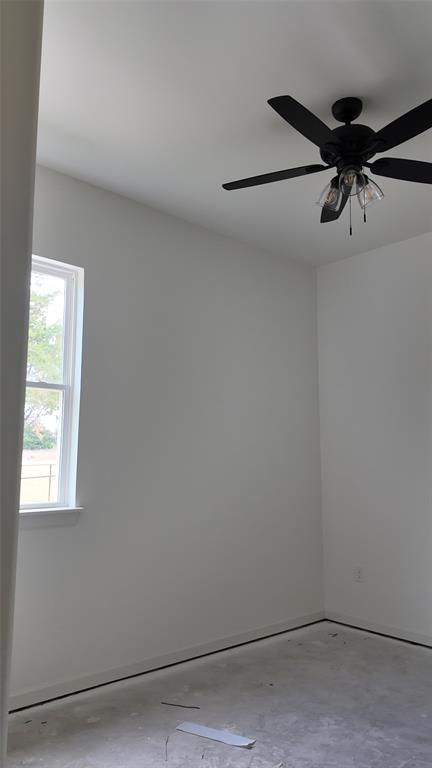 8124 Goldfinch Drive Property Photo 18