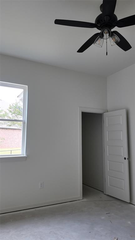 8124 Goldfinch Drive Property Photo 20