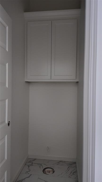 8124 Goldfinch Drive Property Photo 23