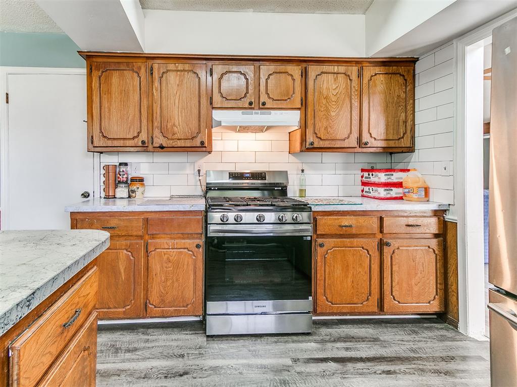 8104 Westwood Circle Property Photo 6