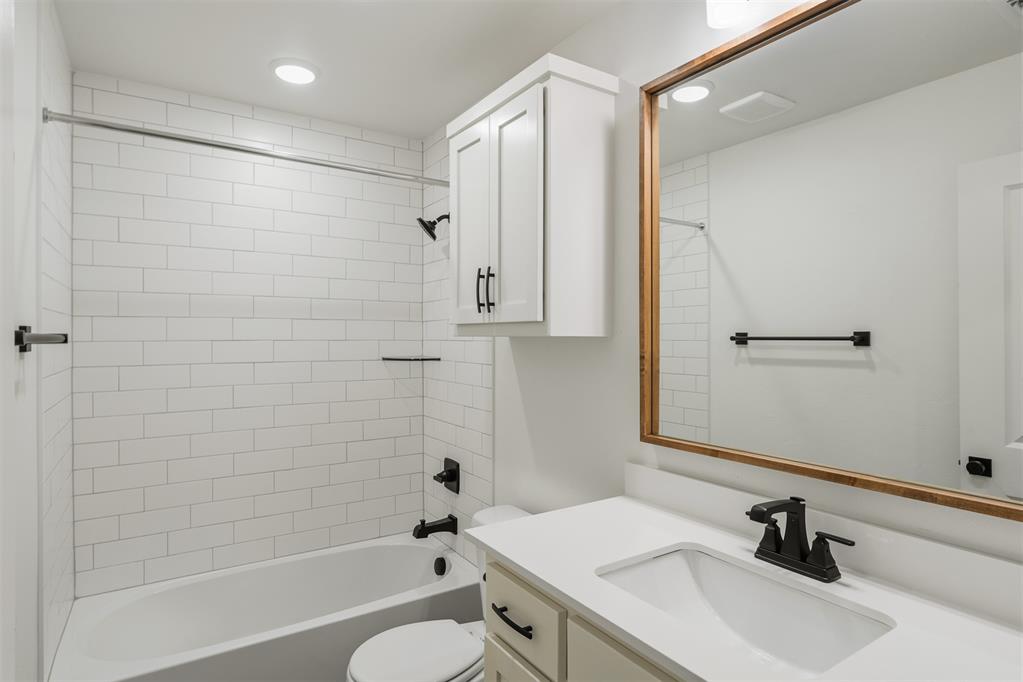 8741 Spruce Street Property Photo 13