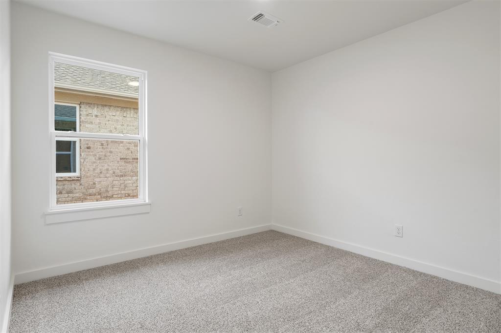 8741 Spruce Street Property Photo 15