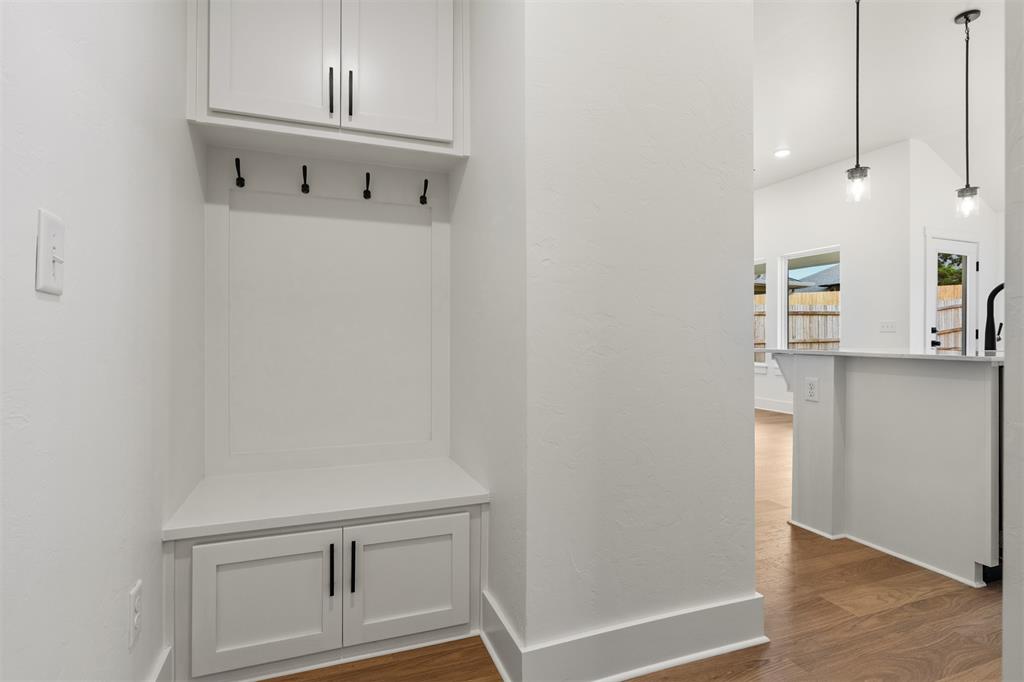 8741 Spruce Street Property Photo 17