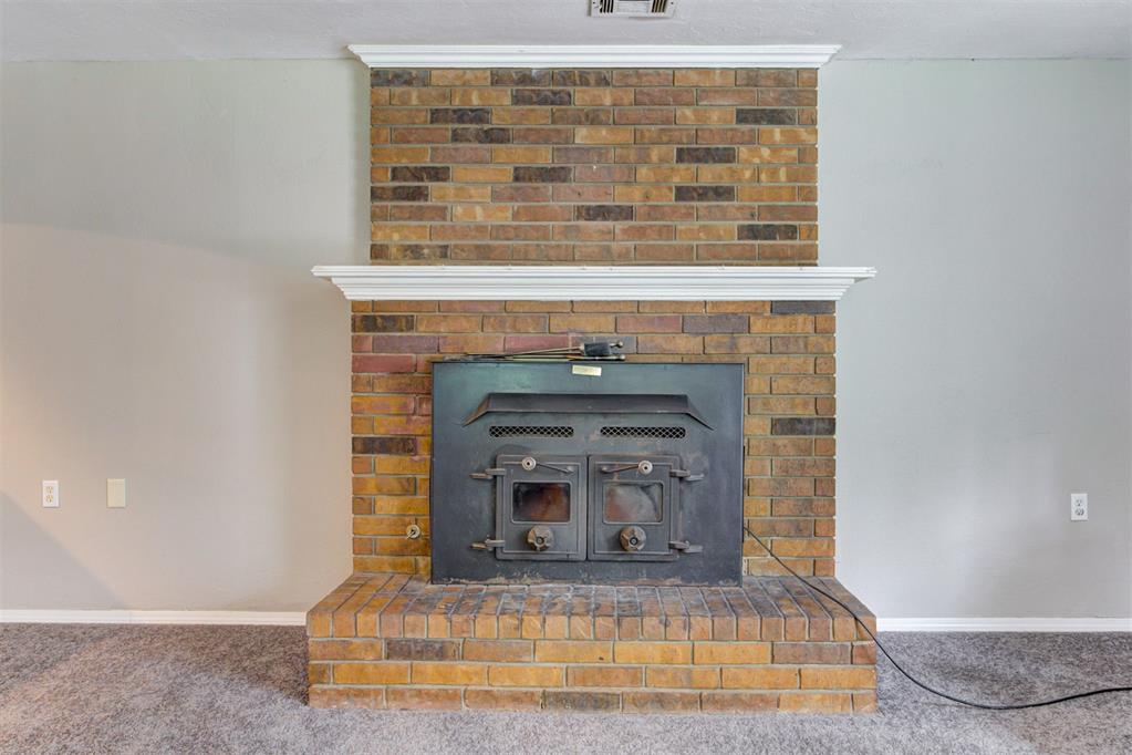 7024 S Kleiner Avenue Property Photo 6