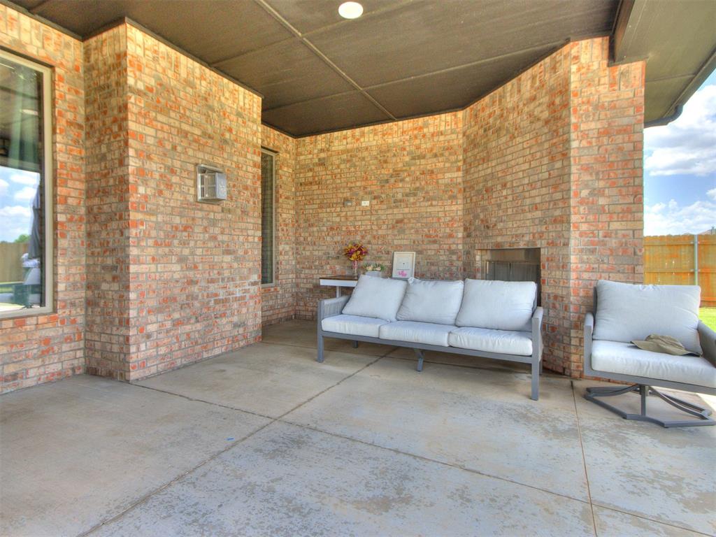 701 Bison Crossing Drive Property Photo 6